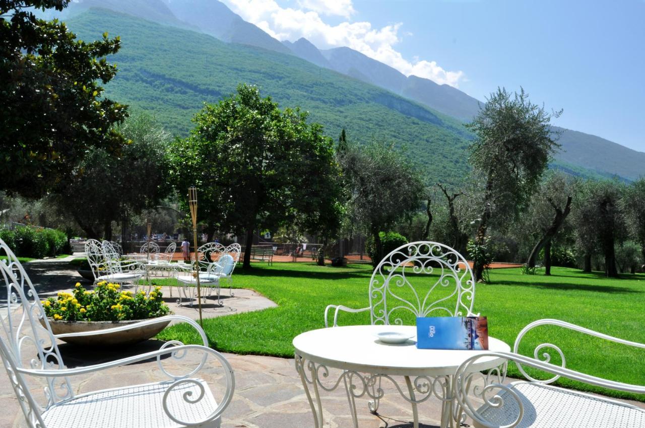 Club Hotel Olivi - Tennis Center Malcesine Exterior foto